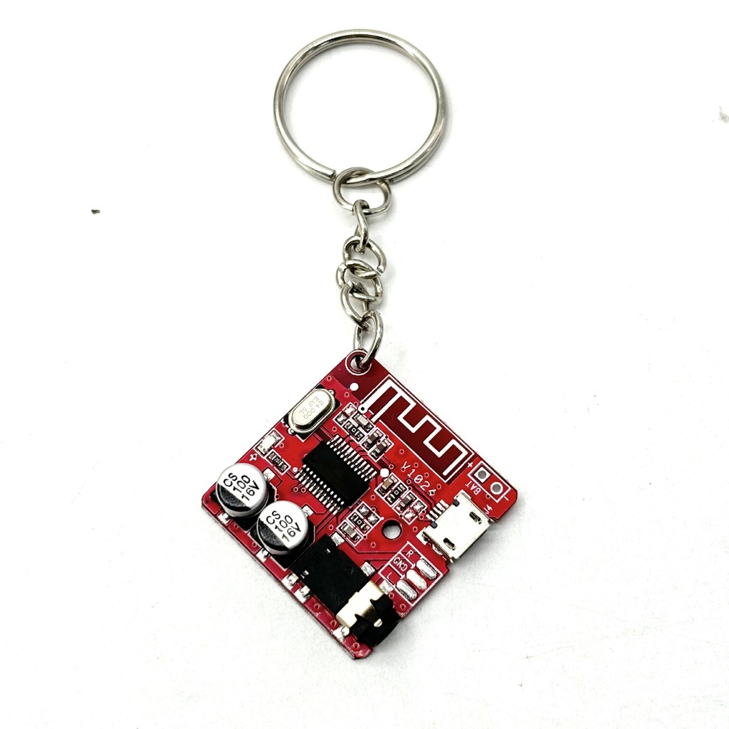 ميدالية مفاتيح معدنية بتصميم ل - مراجعة Tech Keychain Accessories وسعره